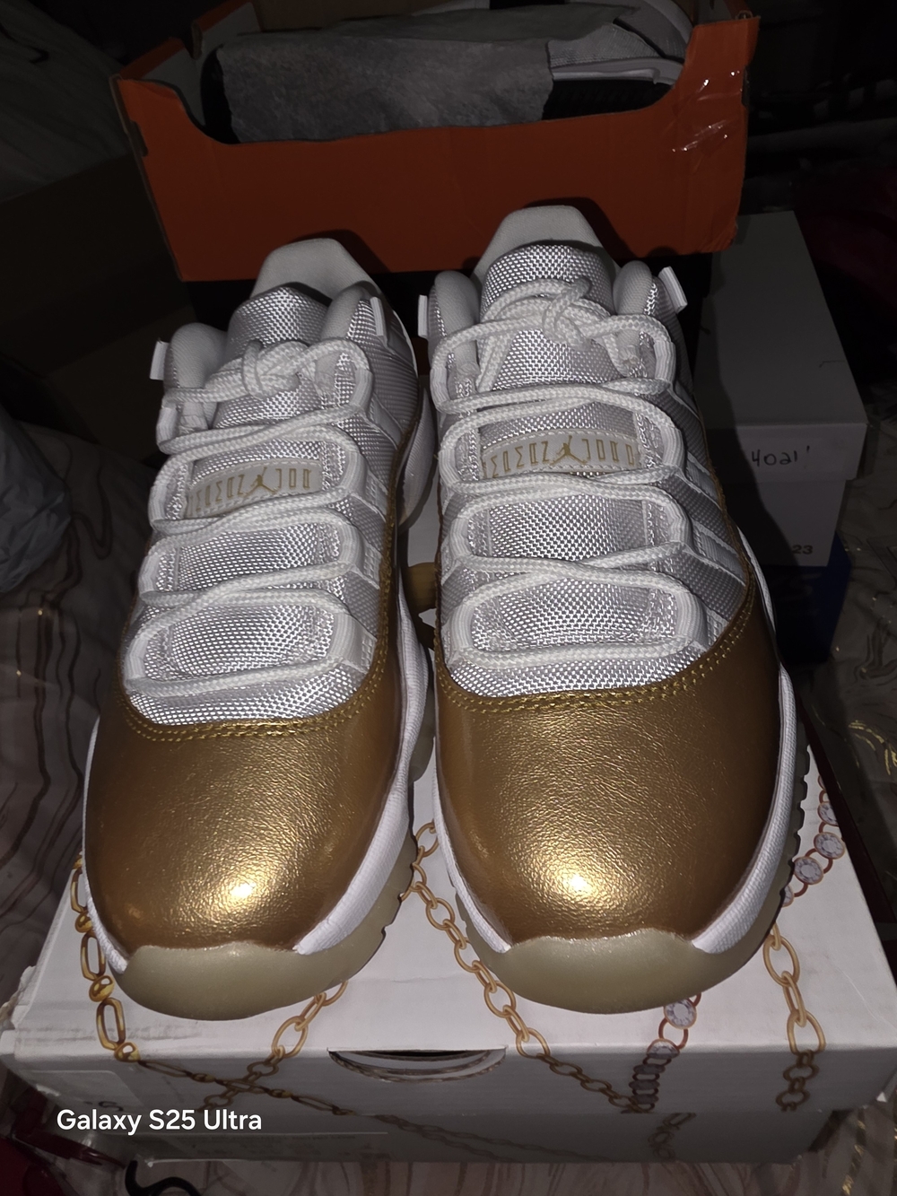 Jordan 11 Retro Low
Mother's Day (Women's. Brand New In Box. 5.5Y7W. Retail:$195